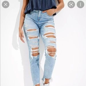american eagle ripped mom jeans